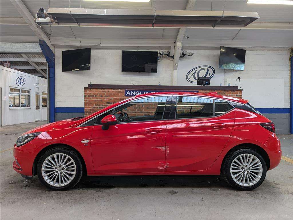 <p>2017 VAUXHALL ASTRA ELITE NAV CDTI AUTO</p>