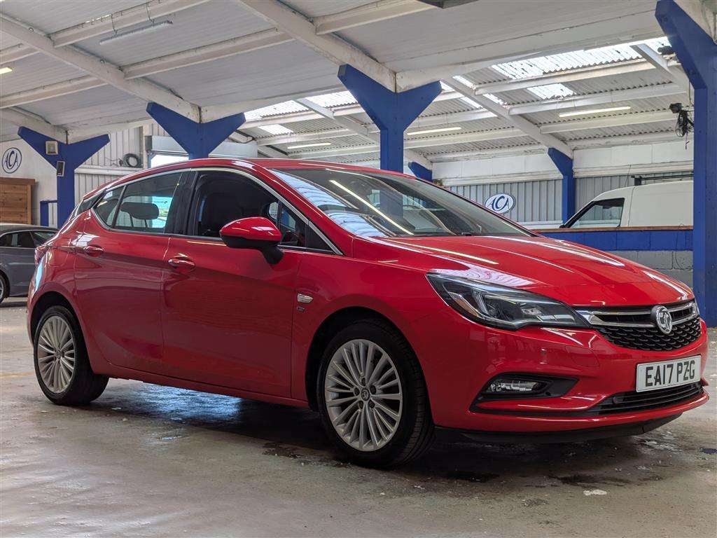 <p>2017 VAUXHALL ASTRA ELITE NAV CDTI AUTO</p>