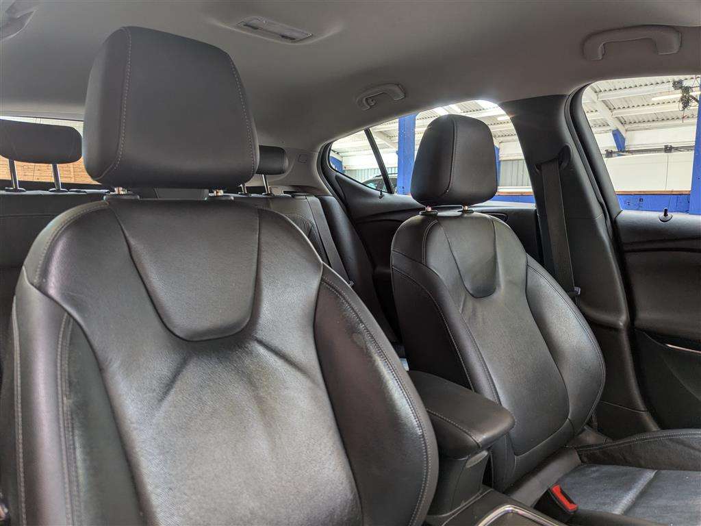 <p>2017 VAUXHALL ASTRA ELITE NAV CDTI AUTO</p>