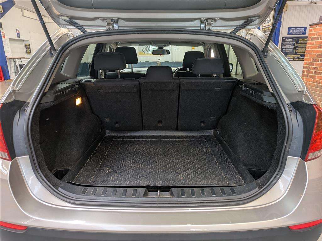 <p>2010 BMW X1 SDRIVE 18D SE</p>