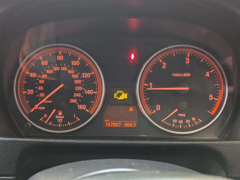 <p>2010 BMW X1 SDRIVE 18D SE</p>