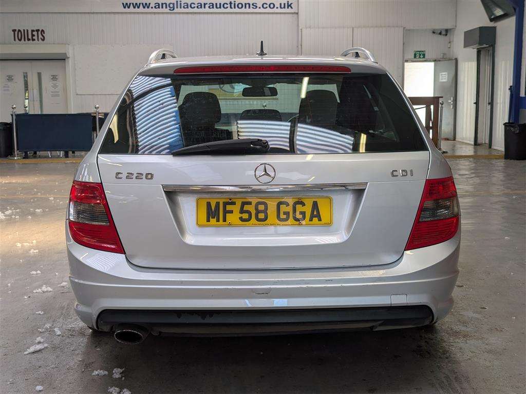 <p>2008 MERCEDES C220 SPORT CDI A</p>