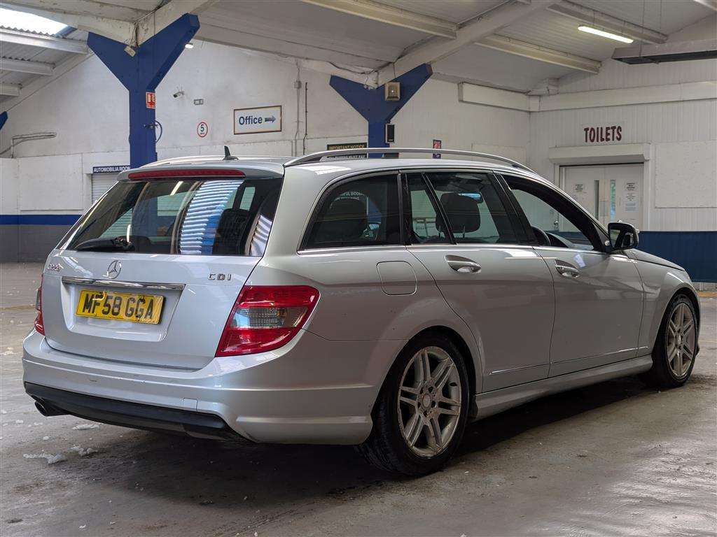 <p>2008 MERCEDES C220 SPORT CDI A</p>