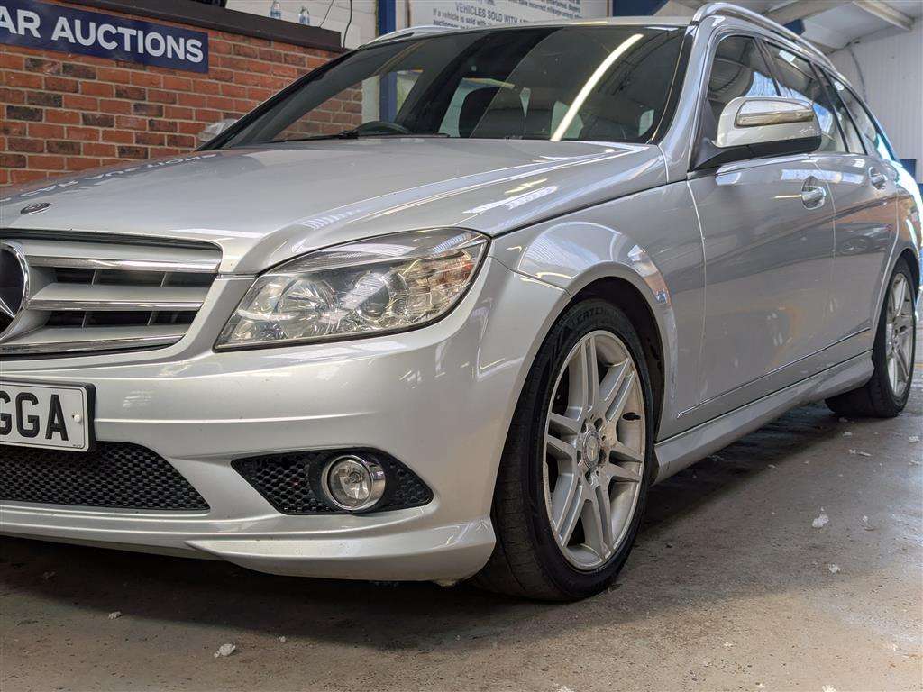 <p>2008 MERCEDES C220 SPORT CDI A</p>