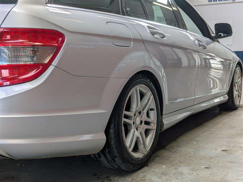 <p>2008 MERCEDES C220 SPORT CDI A</p>