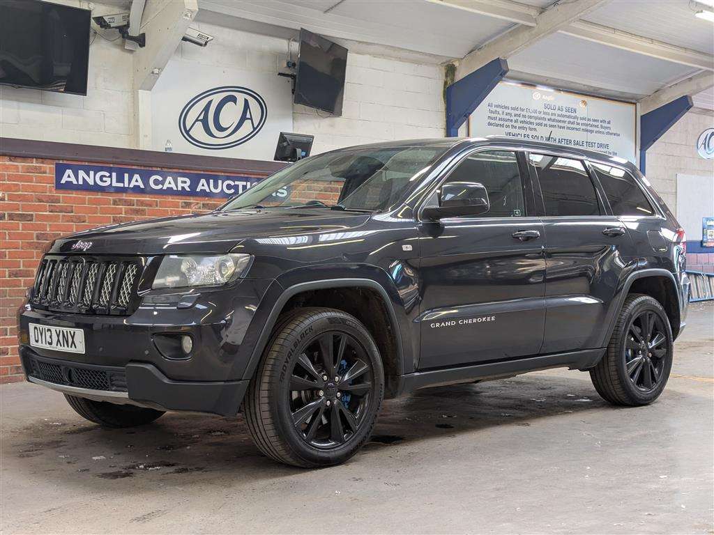 <p>2013 JEEP GRAND CHEROKEE S-LTD CRD</p>