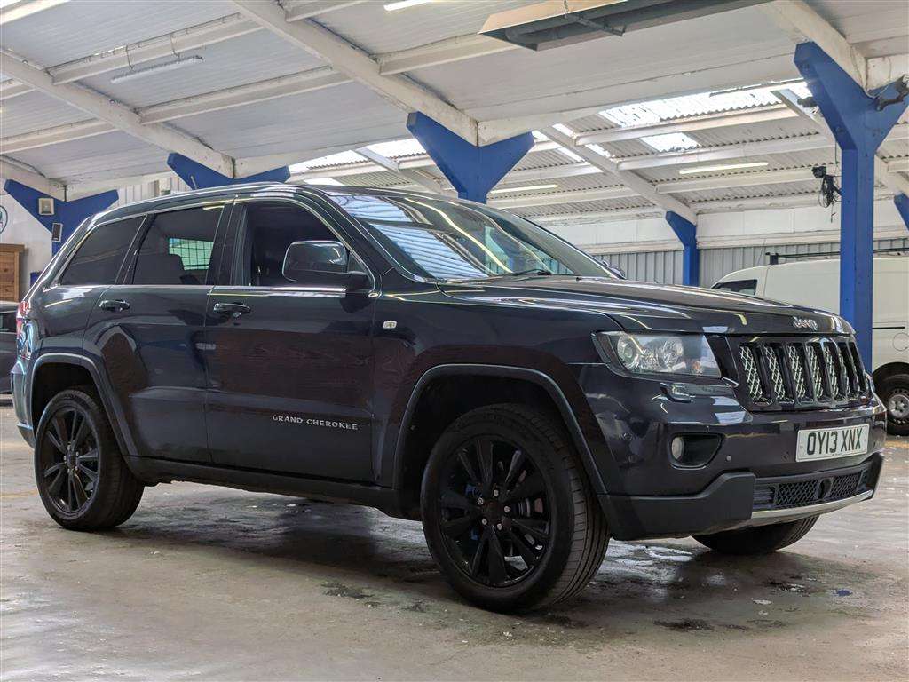 <p>2013 JEEP GRAND CHEROKEE S-LTD CRD</p>