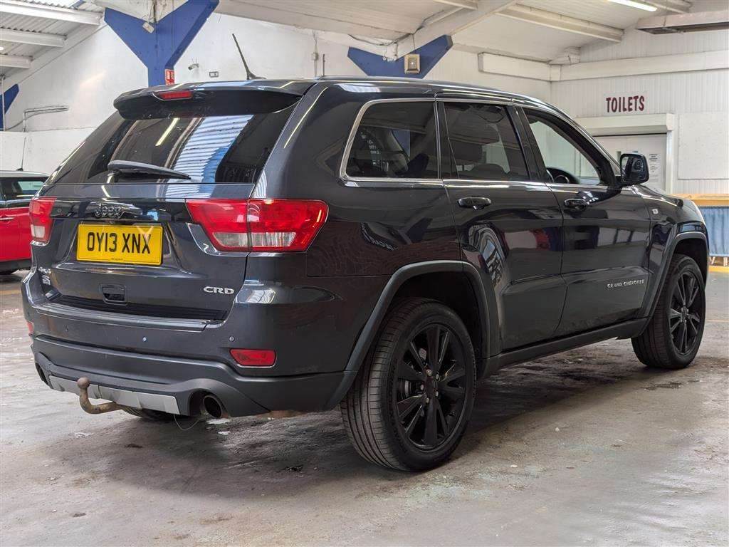 <p>2013 JEEP GRAND CHEROKEE S-LTD CRD</p>