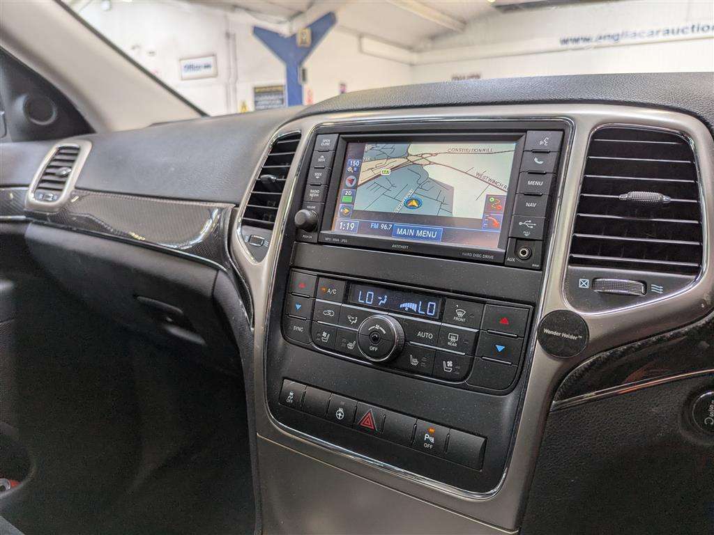<p>2013 JEEP GRAND CHEROKEE S-LTD CRD</p>