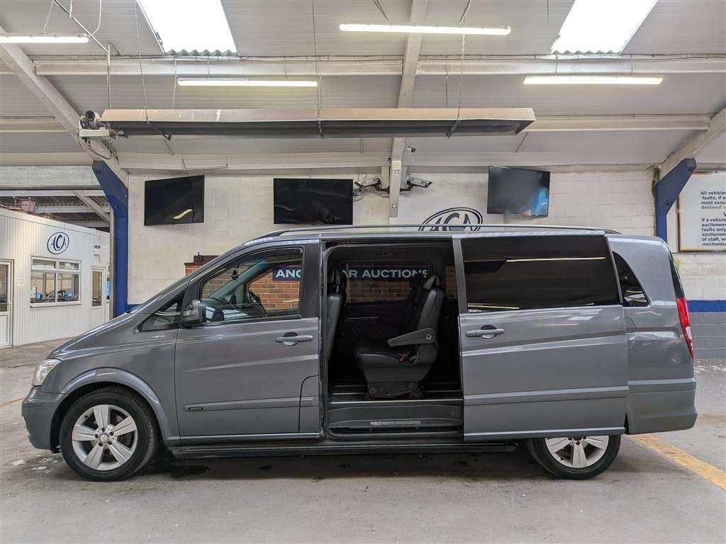 <p>2013 MERCEDES-BENZ VIANO AMBIENTE 2.2 CDI BL</p>