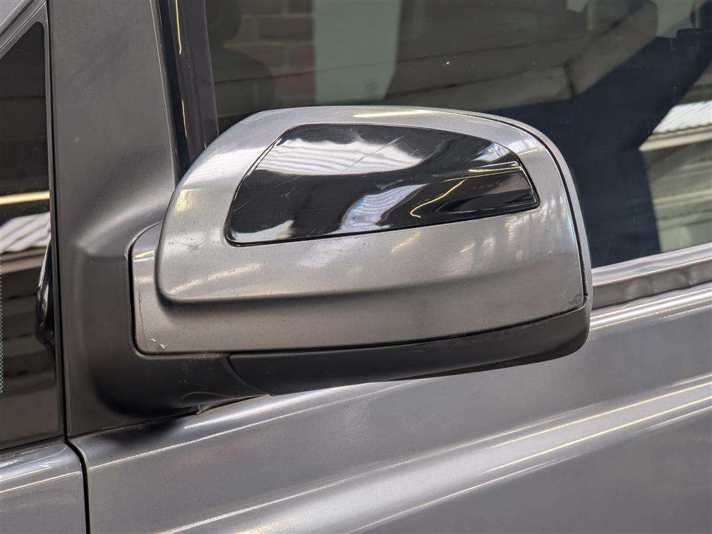 <p>2013 MERCEDES-BENZ VIANO AMBIENTE 2.2 CDI BL</p>