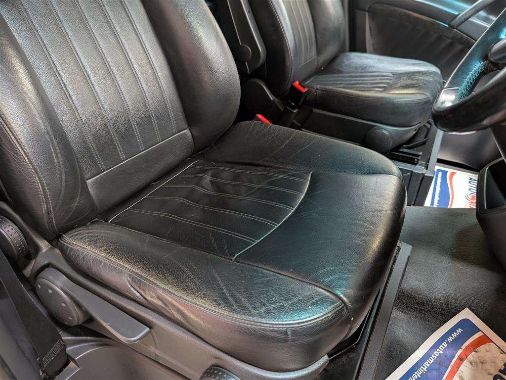 <p>2013 MERCEDES-BENZ VIANO AMBIENTE 2.2 CDI BL</p>