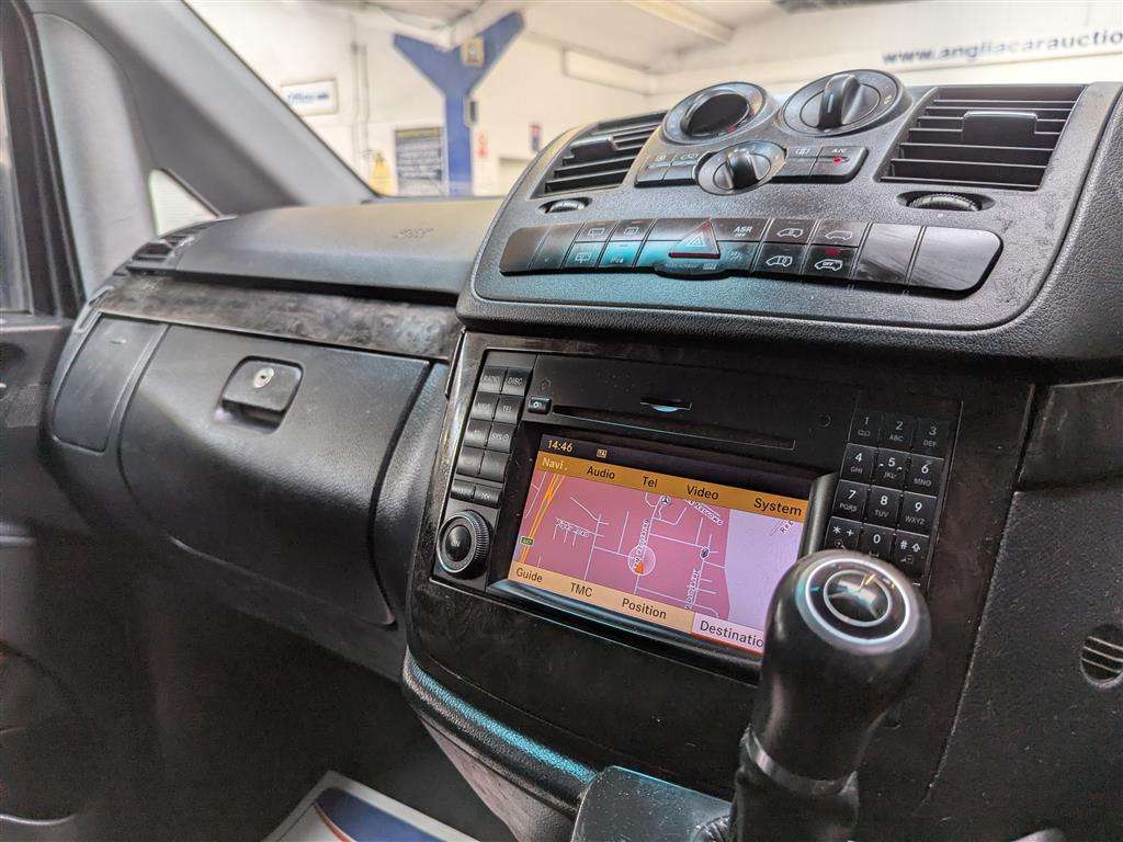 <p>2013 MERCEDES-BENZ VIANO AMBIENTE 2.2 CDI BL</p>