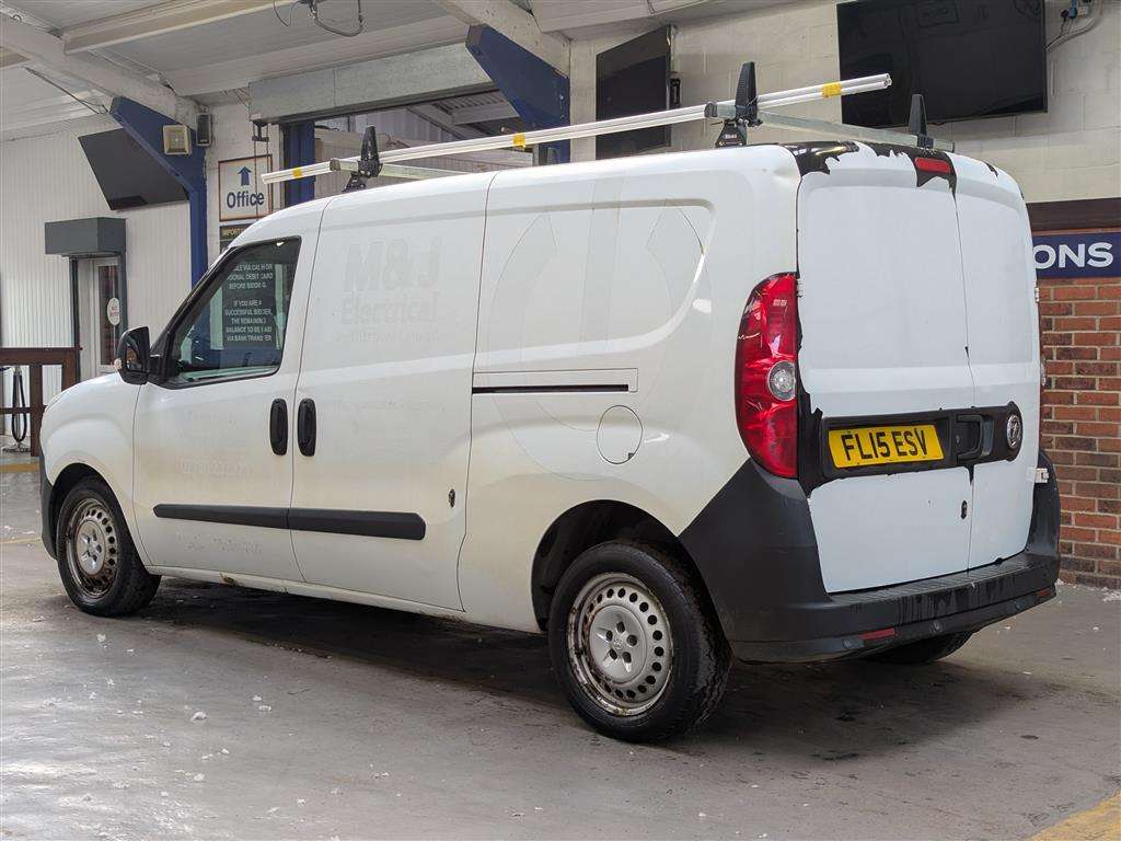 <p>2015 VAUXHALL COMBO 2300 L2H1 CDTI S/S</p>