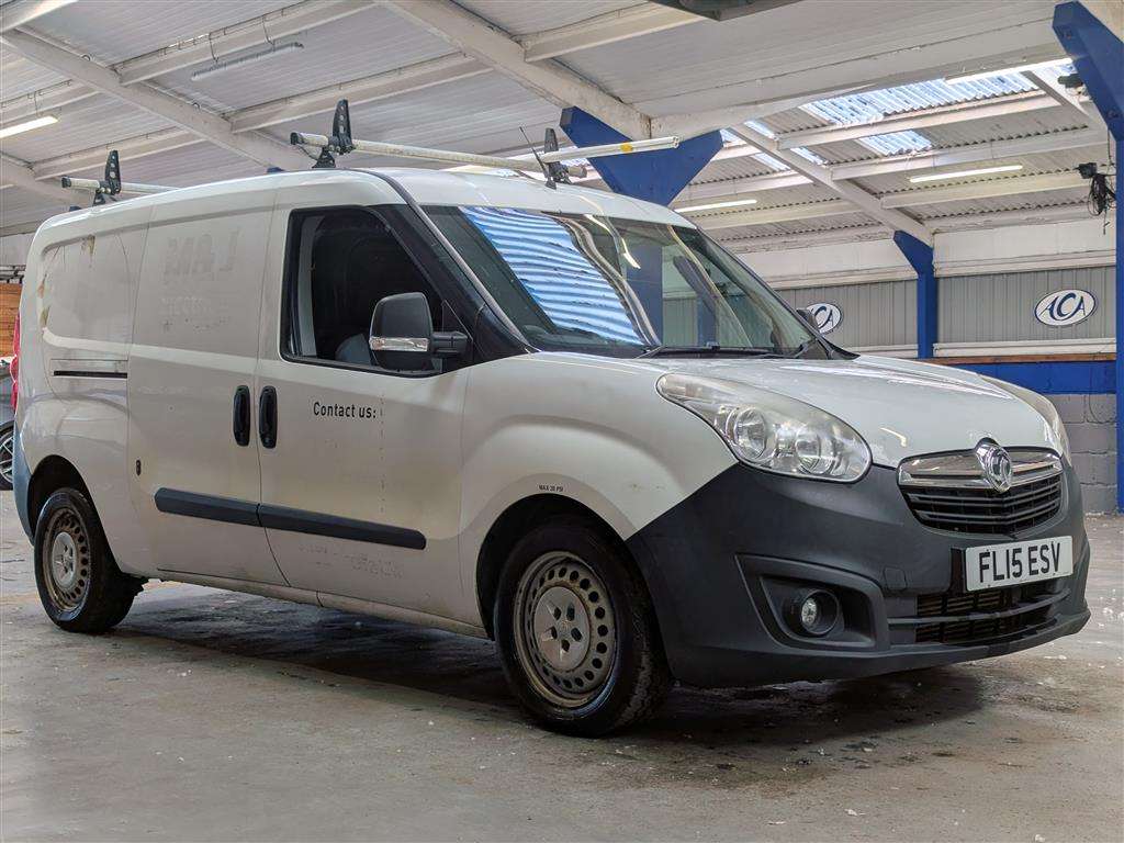 <p>2015 VAUXHALL COMBO 2300 L2H1 CDTI S/S</p>