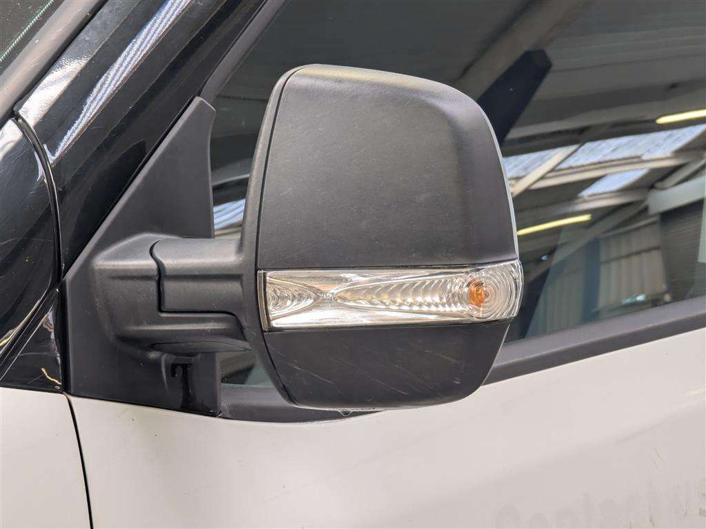 <p>2015 VAUXHALL COMBO 2300 L2H1 CDTI S/S</p>