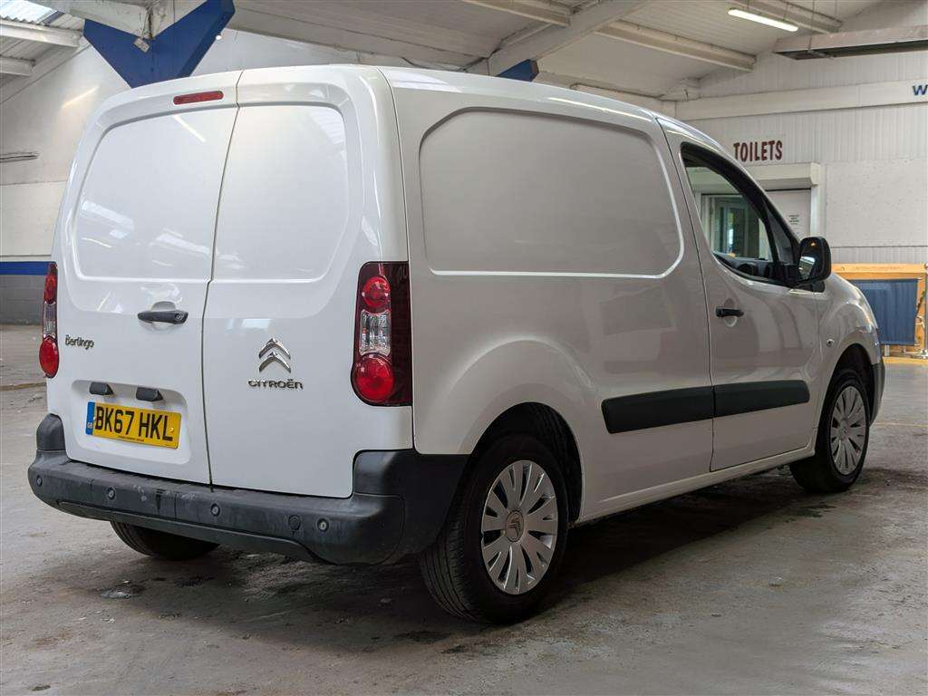 <p>2017 CITROEN BERLINGO 625 EN-PRISE BLU</p>