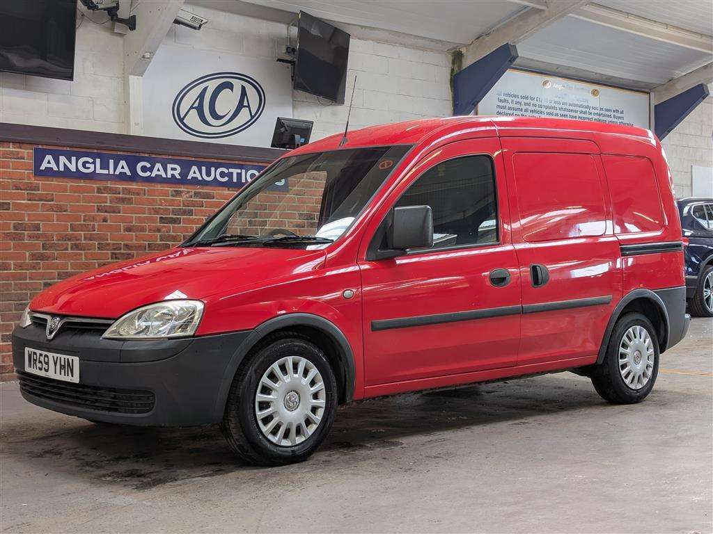 <p>2010 VAUXHALL COMBO 1700 CDTI</p>