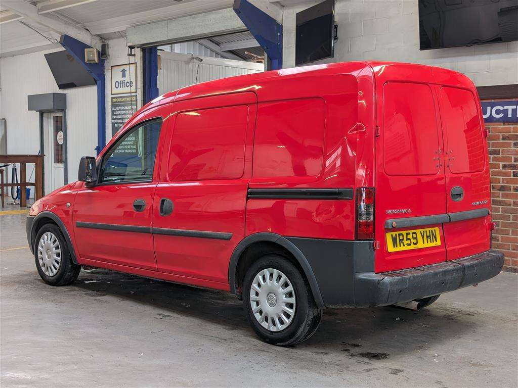 <p>2010 VAUXHALL COMBO 1700 CDTI</p>
