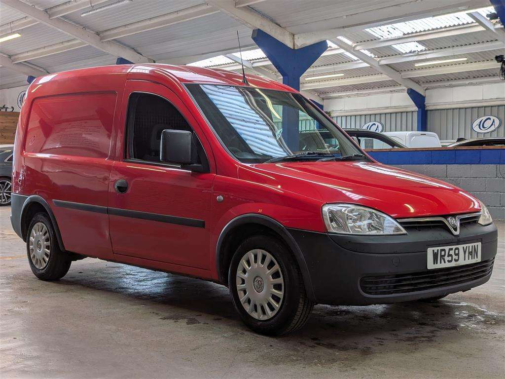 <p>2010 VAUXHALL COMBO 1700 CDTI</p>