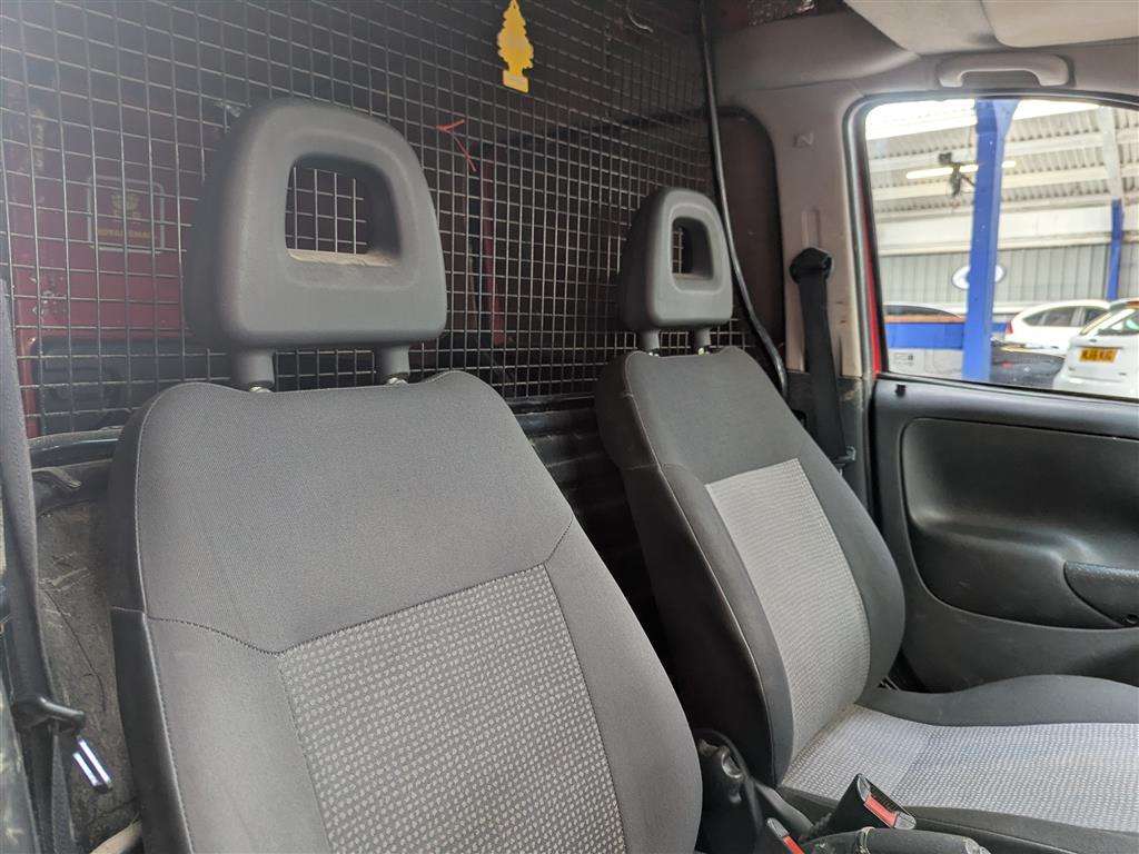 <p>2010 VAUXHALL COMBO 1700 CDTI</p>