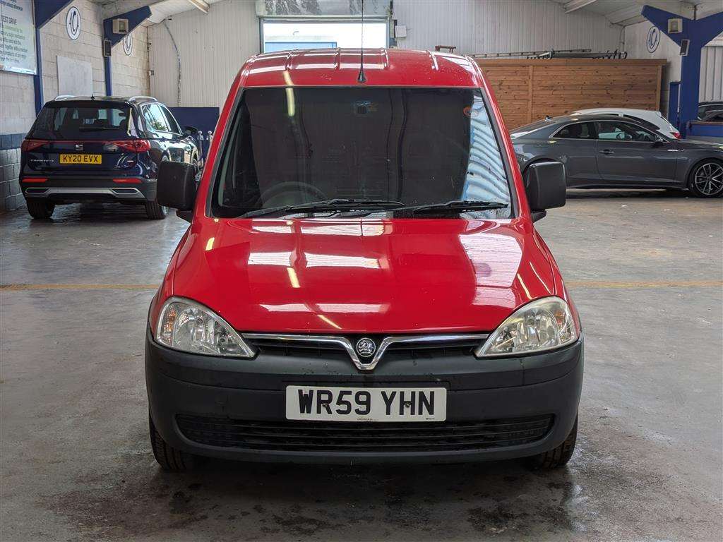 <p>2010 VAUXHALL COMBO 1700 CDTI</p>