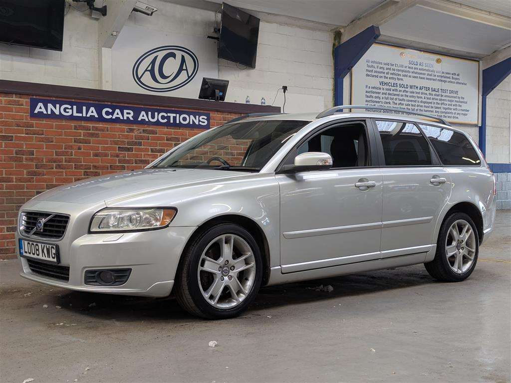 <p>2008 VOLVO V50 SE D AUTO</p>