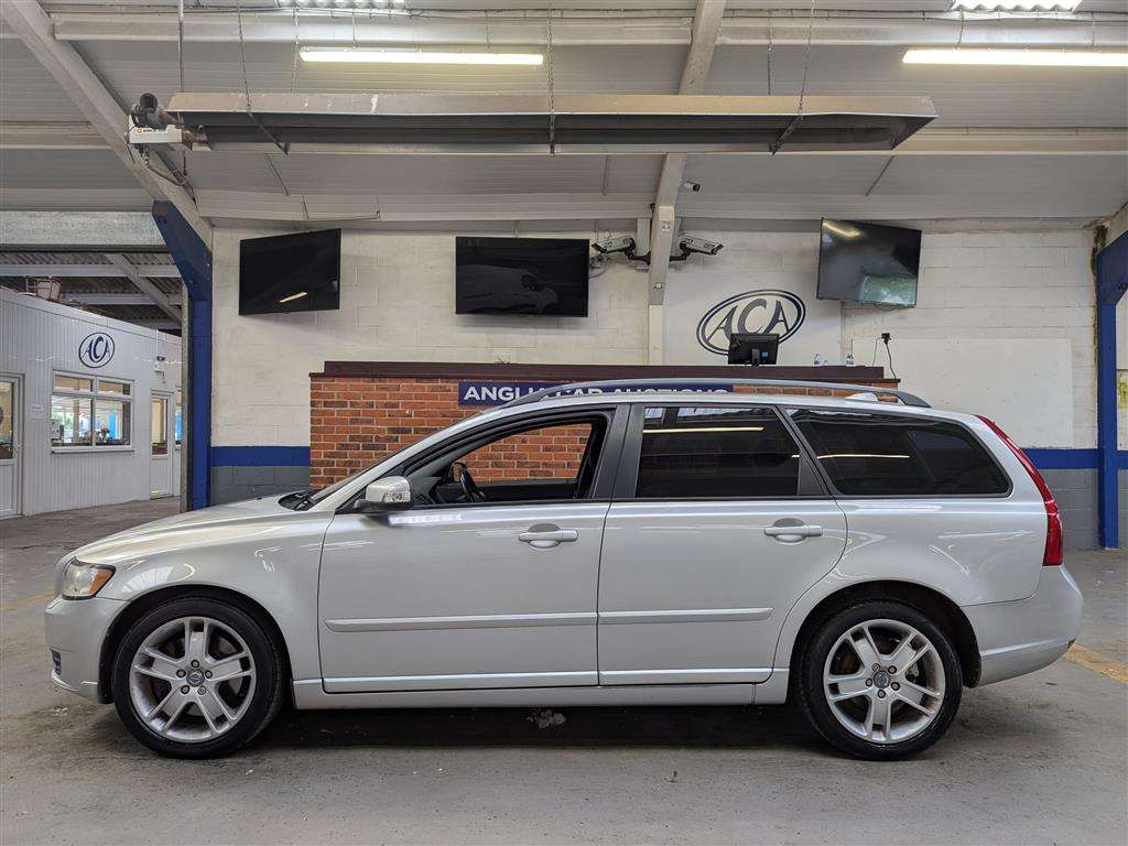 <p>2008 VOLVO V50 SE D AUTO</p>