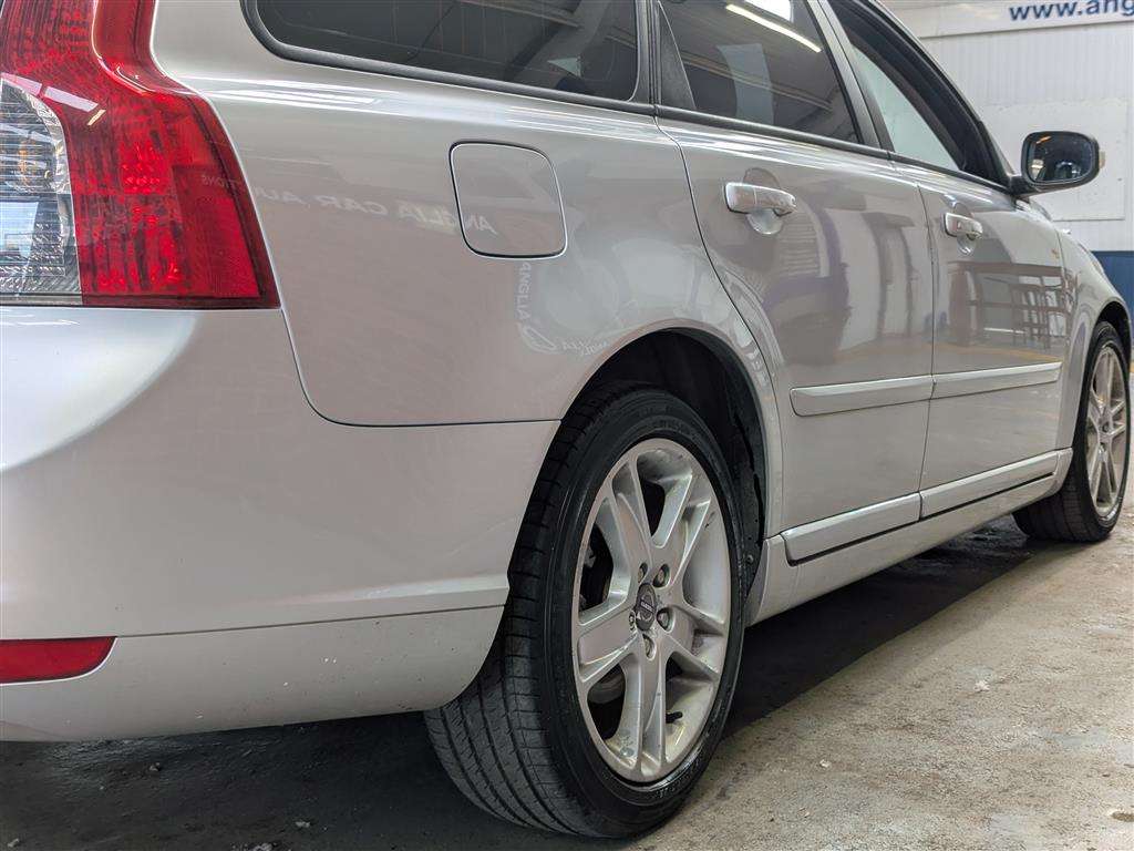 <p>2008 VOLVO V50 SE D AUTO</p>
