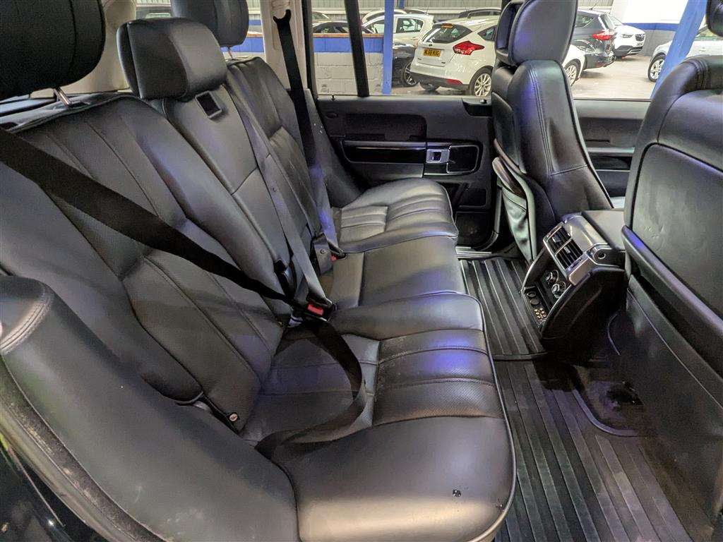 <p>2007 LAND ROVER RANGE ROVER VOGUE SE A</p>