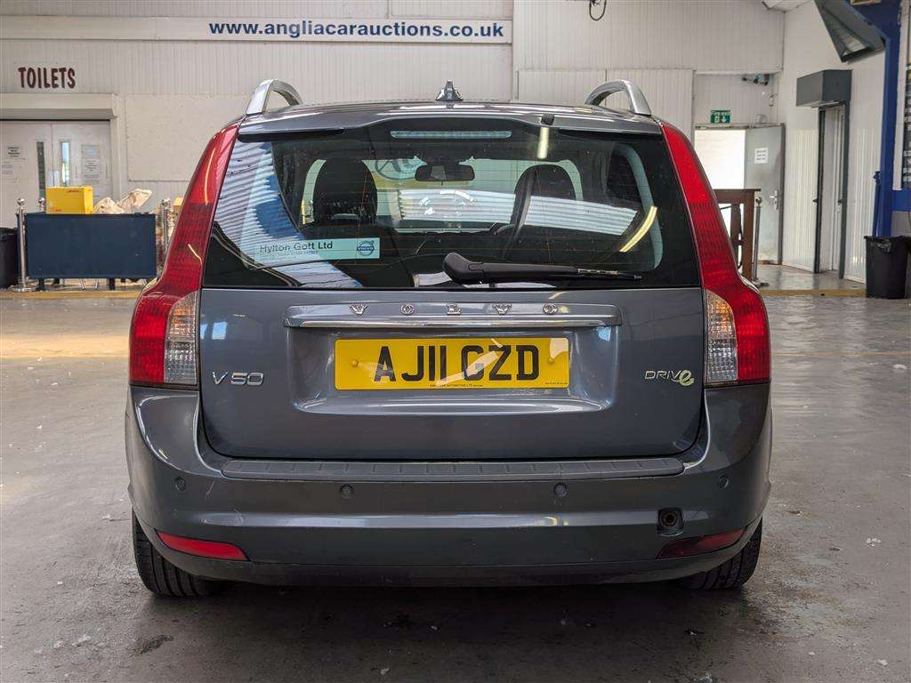<p>2011 VOLVO V50 SE LUX DRIVE START/ST</p>