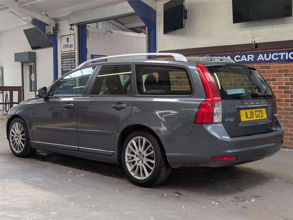 <p>2011 VOLVO V50 SE LUX DRIVE START/ST</p>