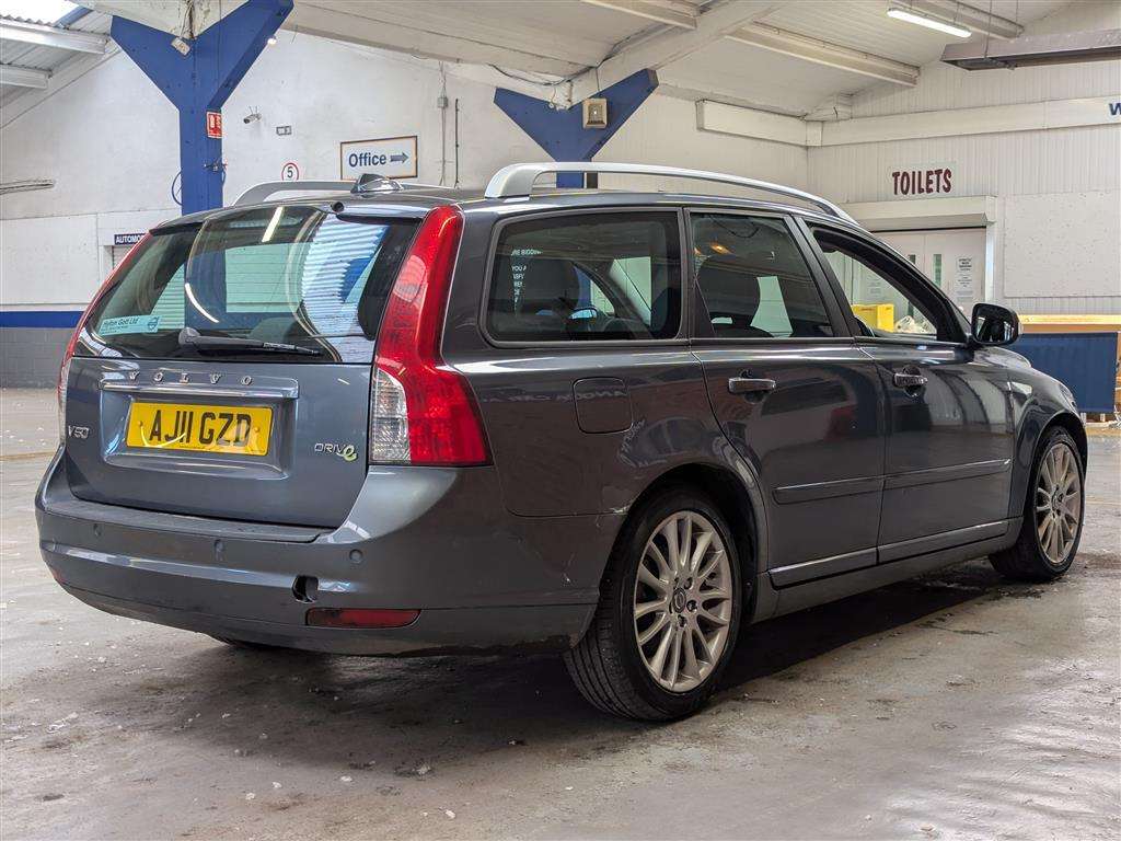<p>2011 VOLVO V50 SE LUX DRIVE START/ST</p>