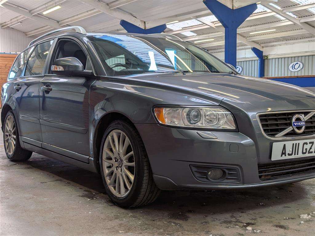 <p>2011 VOLVO V50 SE LUX DRIVE START/ST</p>
