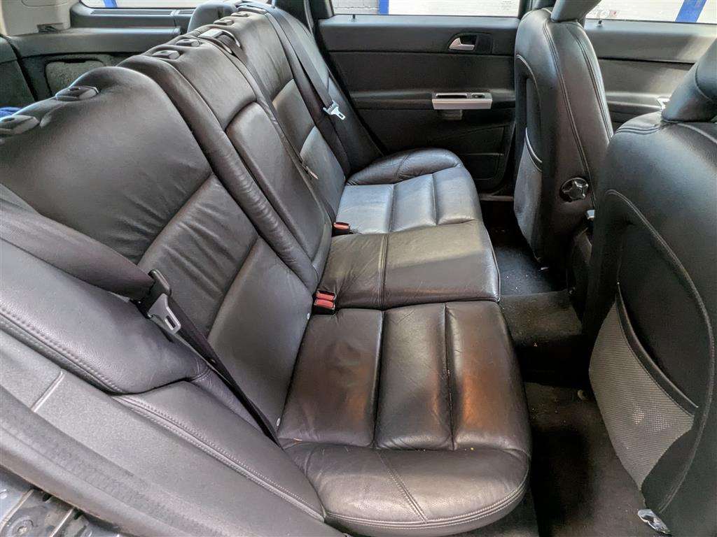 <p>2011 VOLVO V50 SE LUX DRIVE START/ST</p>
