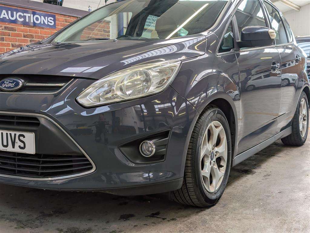 <p>2013 FORD C-MAX ZETEC TDCI</p>