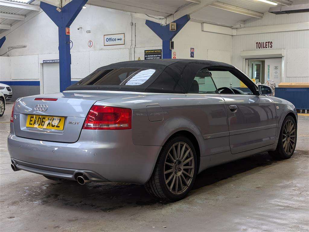 <p>2006 AUDI A4 S LINE FSI AUTO</p>