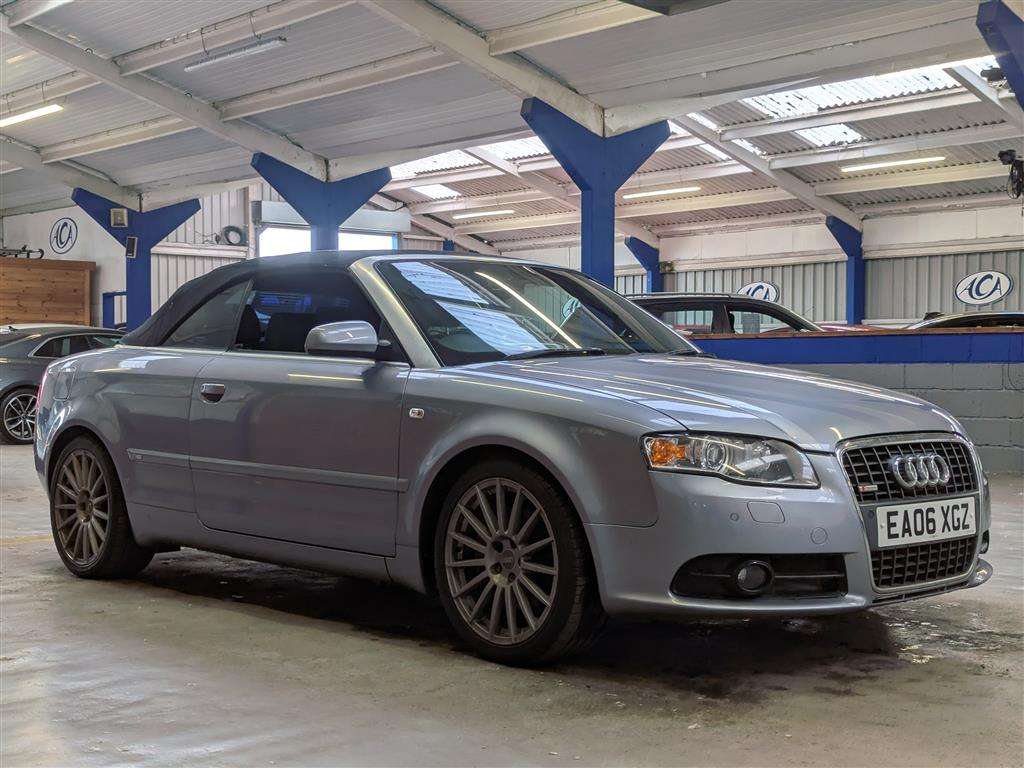 <p>2006 AUDI A4 S LINE FSI AUTO</p>