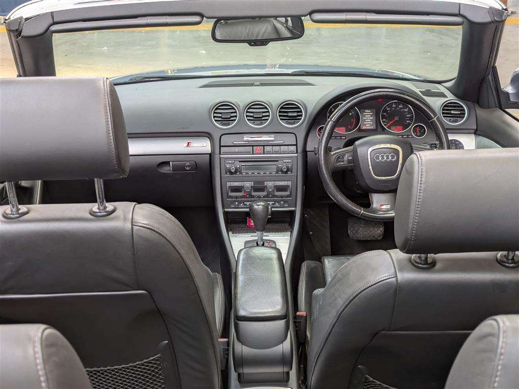 <p>2006 AUDI A4 S LINE FSI AUTO</p>