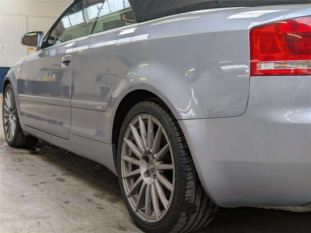 <p>2006 AUDI A4 S LINE FSI AUTO</p>