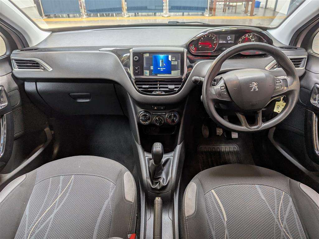 <p>2014 PEUGEOT 208 ACTIVE</p>