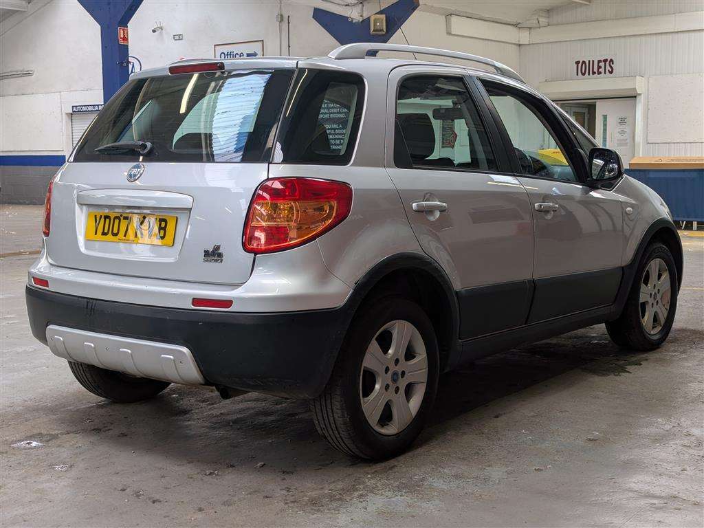 <p>2007 FIAT SEDICI ELEGANZA 16V</p>