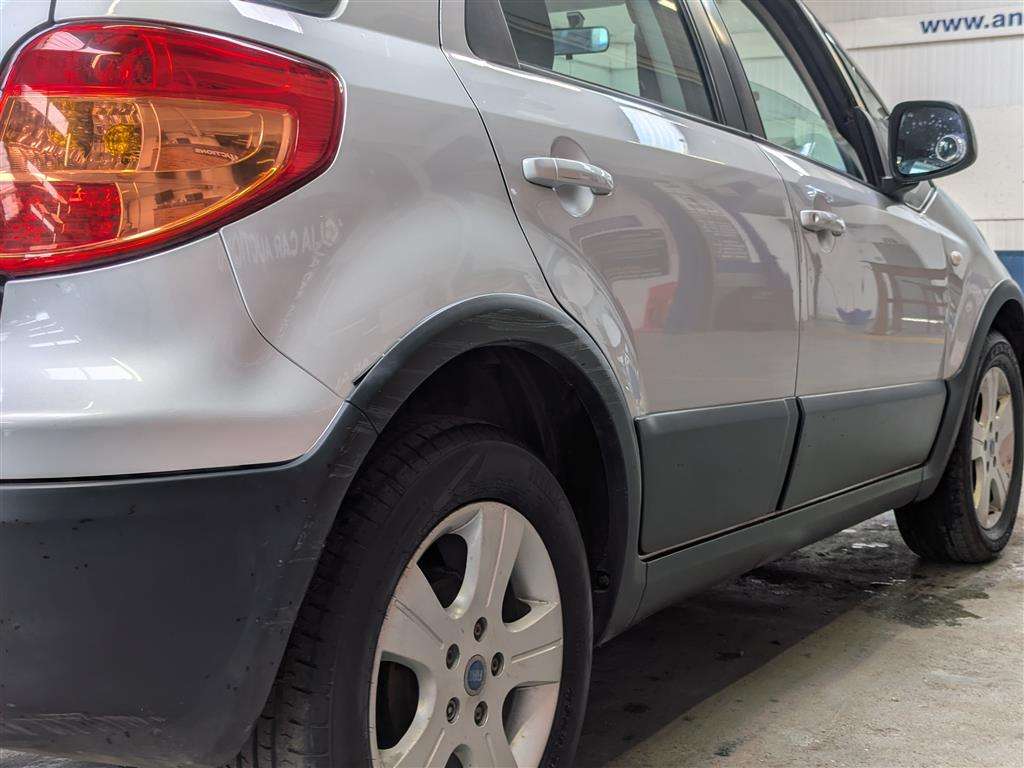 <p>2007 FIAT SEDICI ELEGANZA 16V</p>