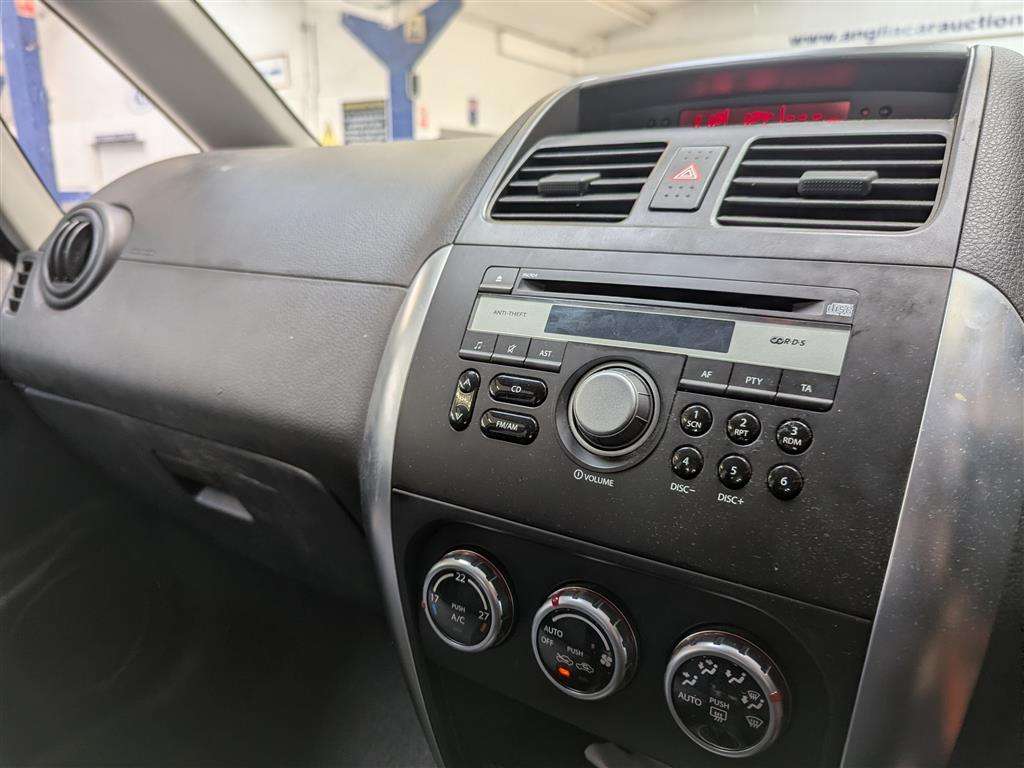 <p>2007 FIAT SEDICI ELEGANZA 16V</p>