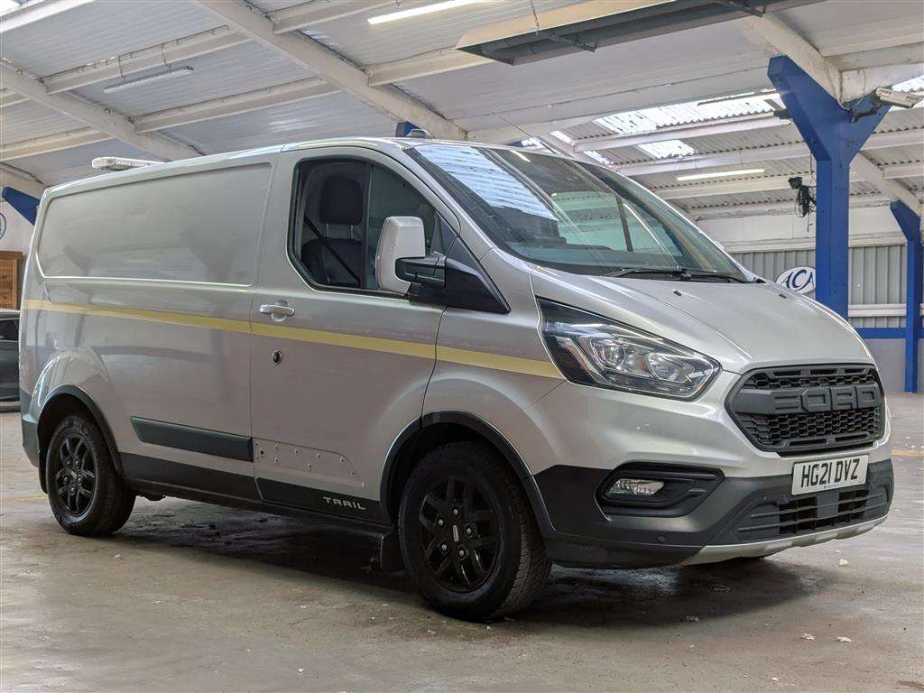 <p>2021 FORD TRANSIT CUSTOM 300 TRAIL</p>