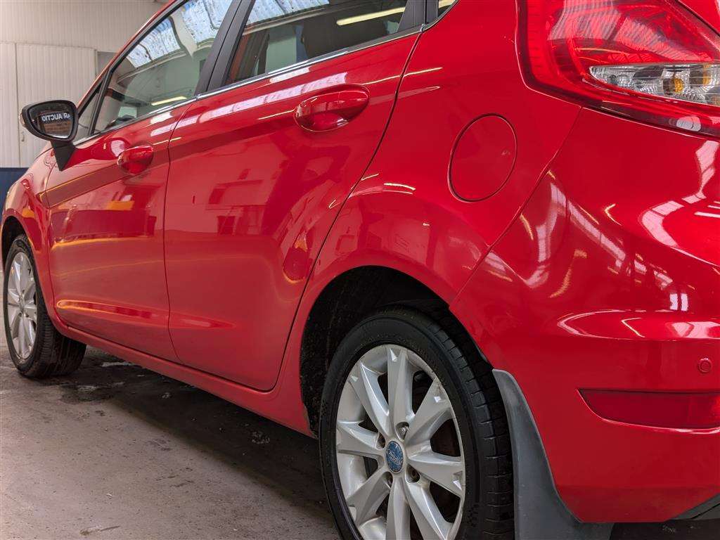 <p>2010 FORD FIESTA ZETEC 68 TDCI</p>