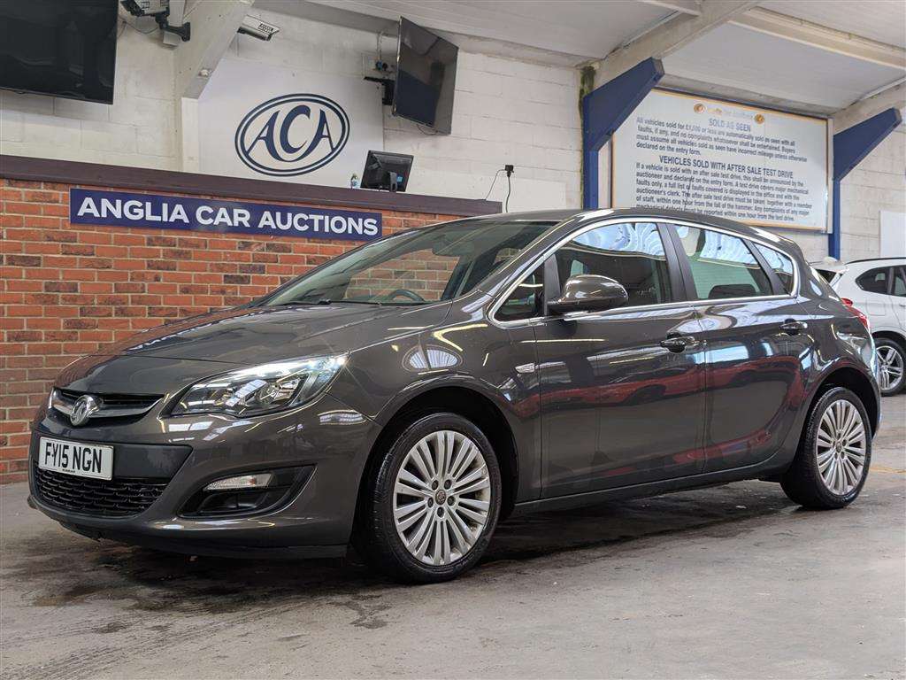<p>2015 VAUXHALL ASTRA EXCITE</p>