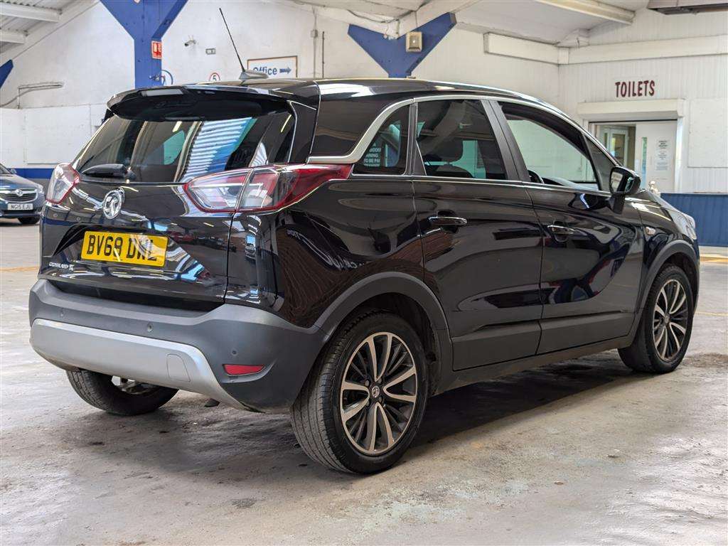 <p>2018 VAUXHALL CROSSLAND X ELITE</p>