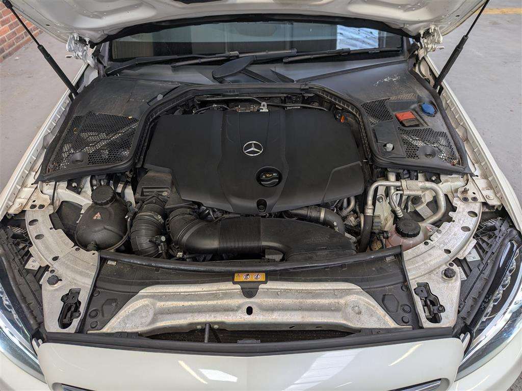 <p>2018 MERCEDES-BENZ C 250 AMG LINE PREMIUM +</p>