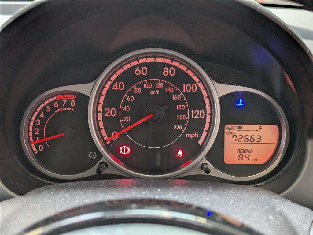 <p>2014 MAZDA 2 SPORT VENTURE EDITION</p>